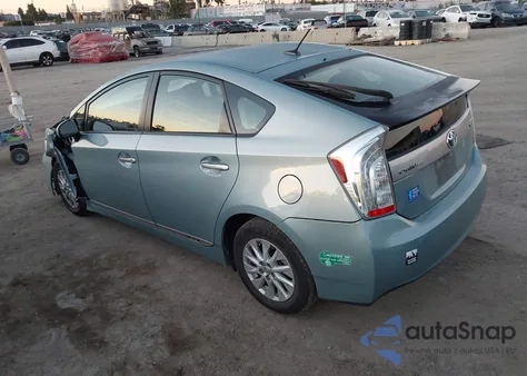2013 Toyota Prius Plug-In из США, поврежденный, VIN JTDKN3DP7D3042320